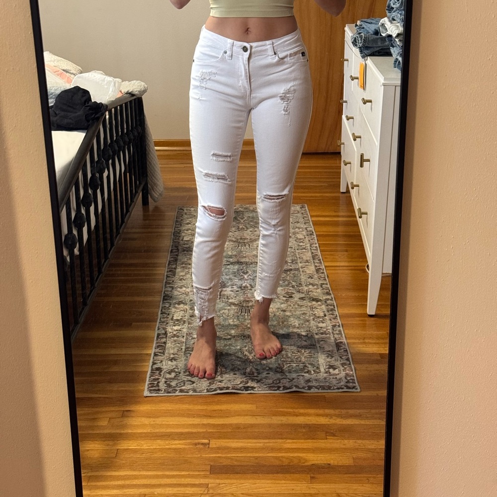 White Distressed Cropped Kancan Jeans